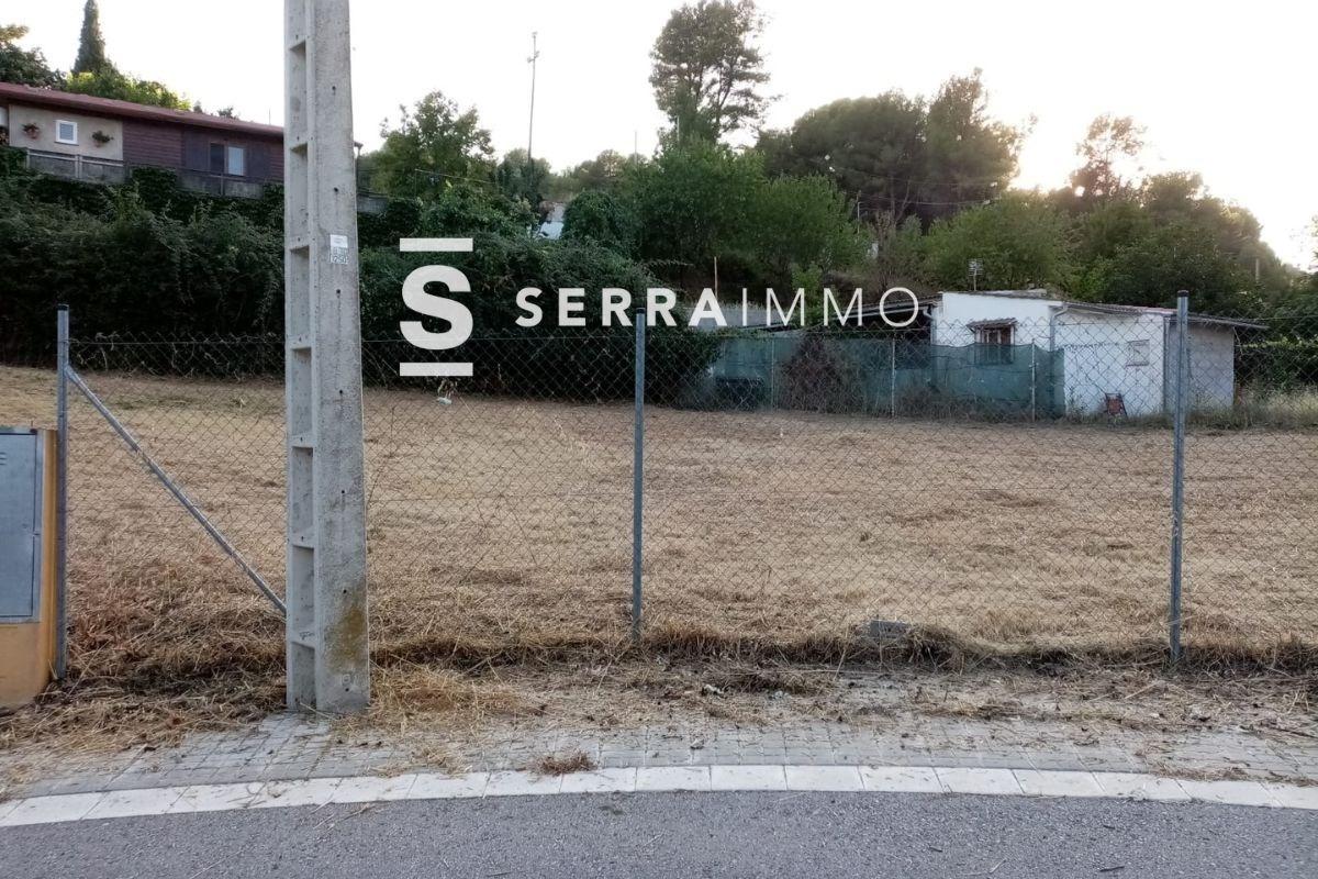 TORRELLES DE FOIX - Parcela en venta de 484m2-3