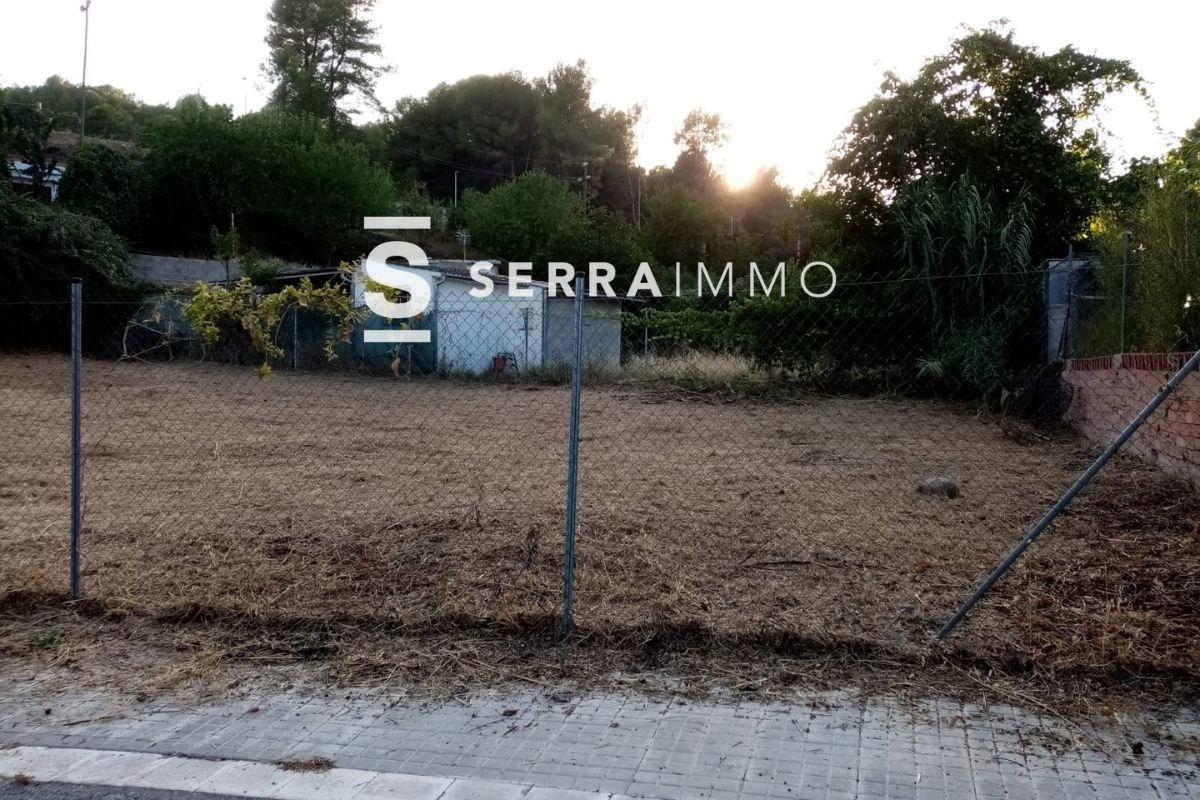 TORRELLES DE FOIX - Parcela en venta de 484m2-8