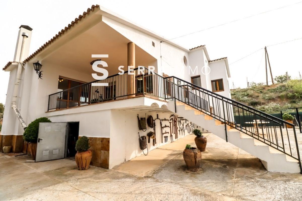 Chalet de 406 m² con parcela de 11.524m² en Guardiola