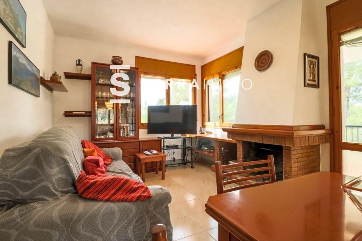 Chalet de 406 m² con parcela de 11.524m² en Guardiola-17