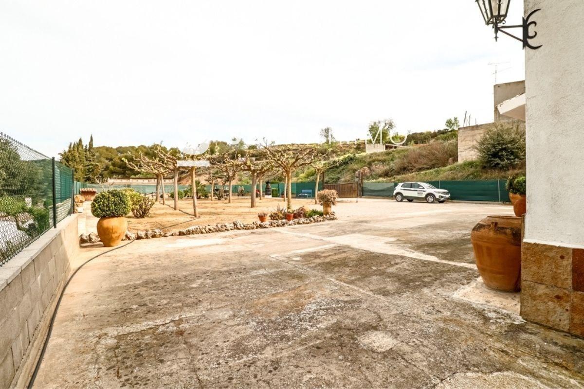 Chalet de 406 m² con parcela de 11.524m² en Guardiola-39