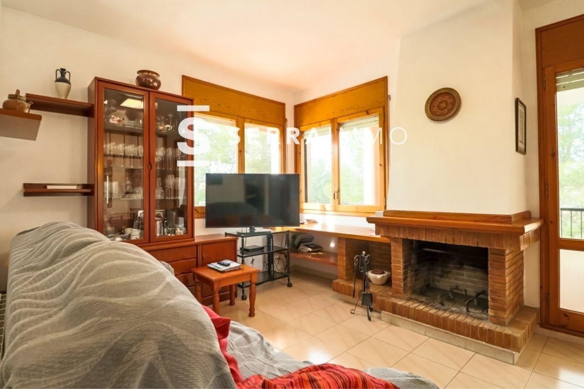 Chalet de 406 m² con parcela de 11.524m² en Guardiola-14