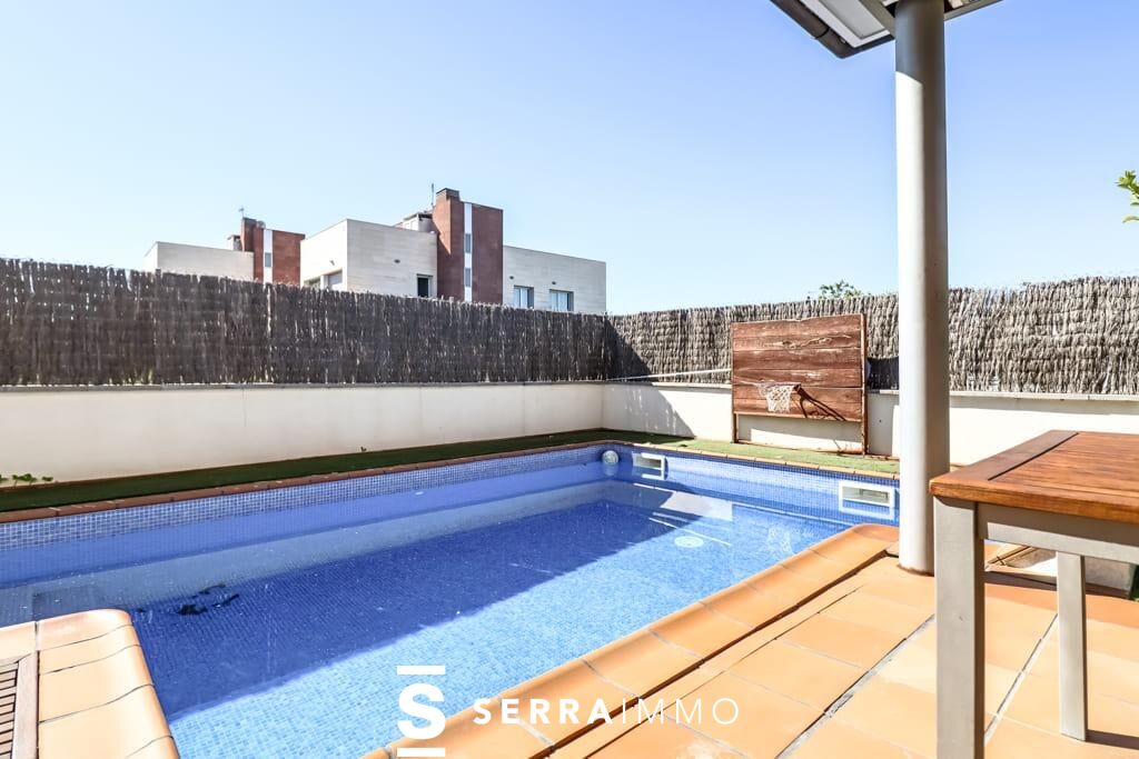 Fantástico chalet con piscina en el Pla del Diable-6