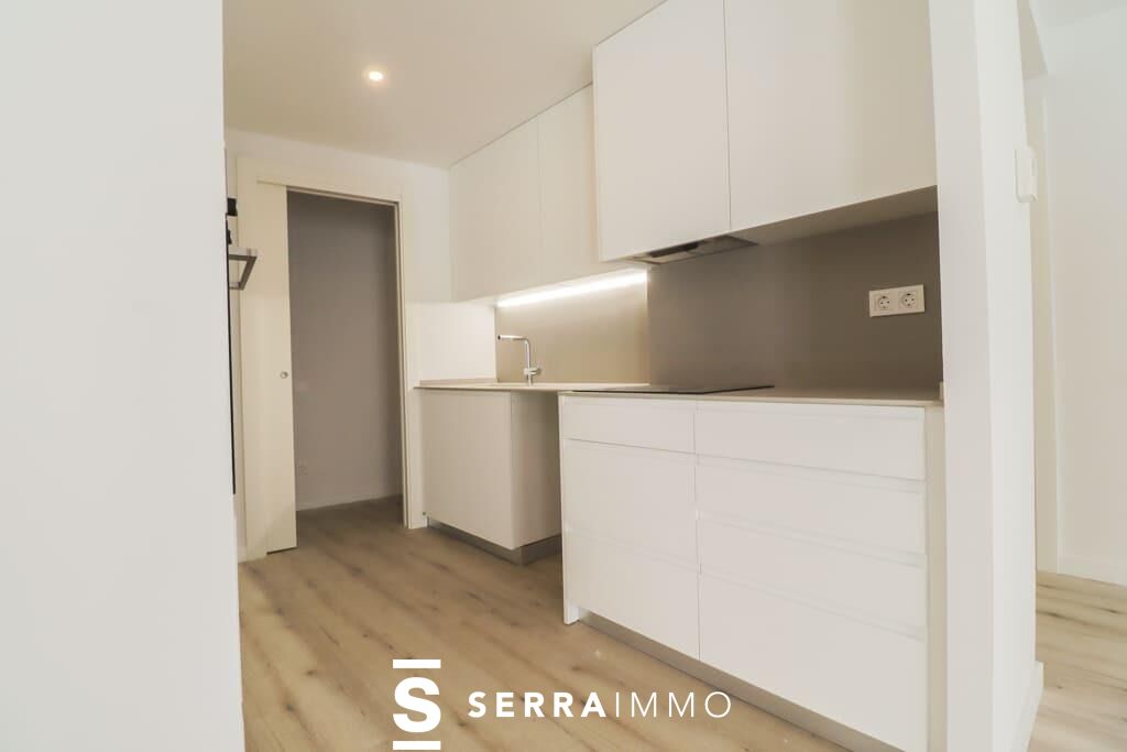 Pis àtic de 3 habitacions al centre vila-8