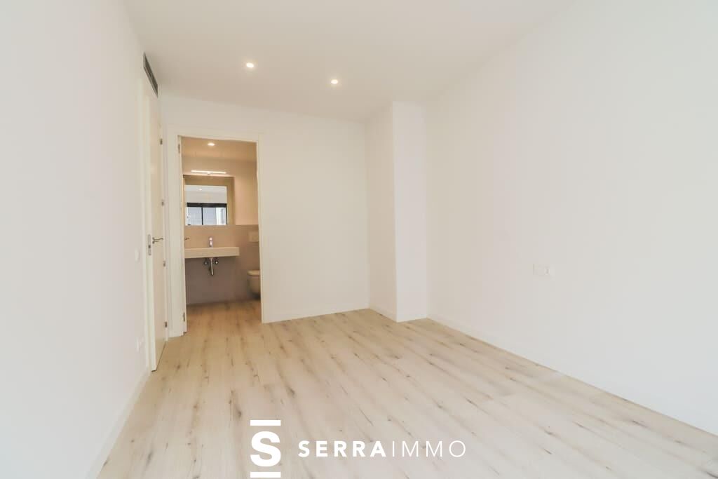 Pis àtic de 3 habitacions al centre vila-16