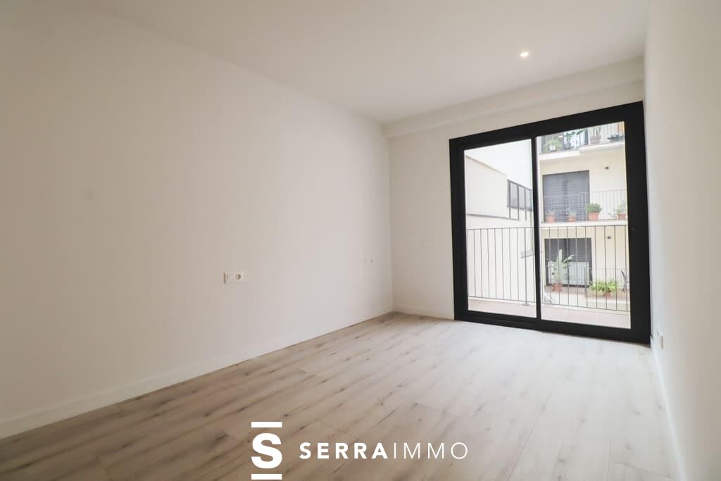 Pis àtic de 3 habitacions al centre vila-15