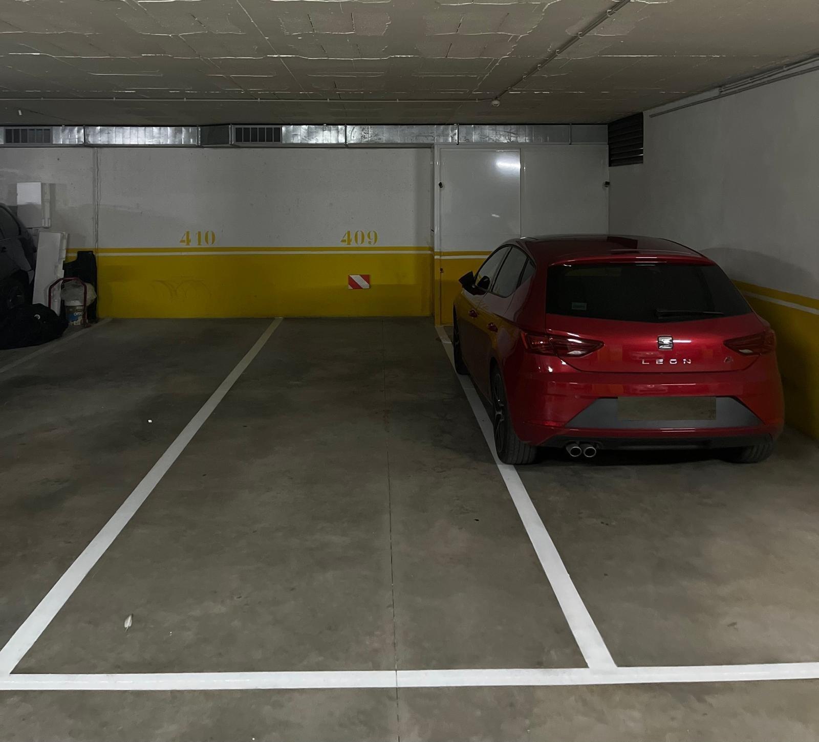 PLAZA DE PARKING ZONA EDIFICIO MG-2