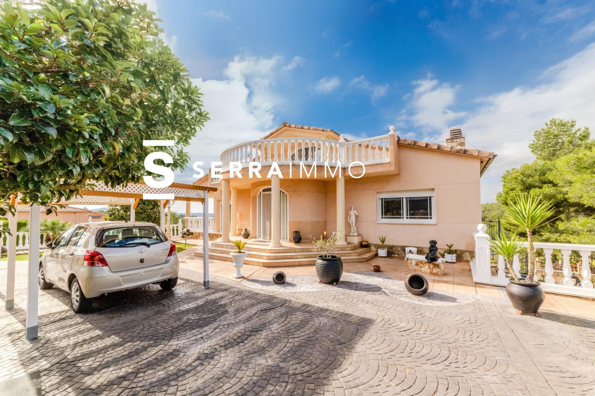 Magnífica propiedad con mucho terreno en Olivella.-10