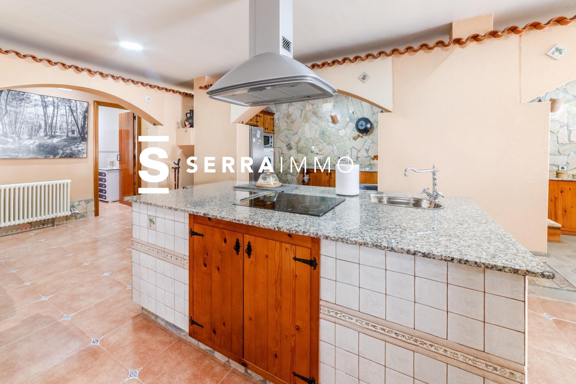 Magnífica propiedad con mucho terreno en Olivella.-32