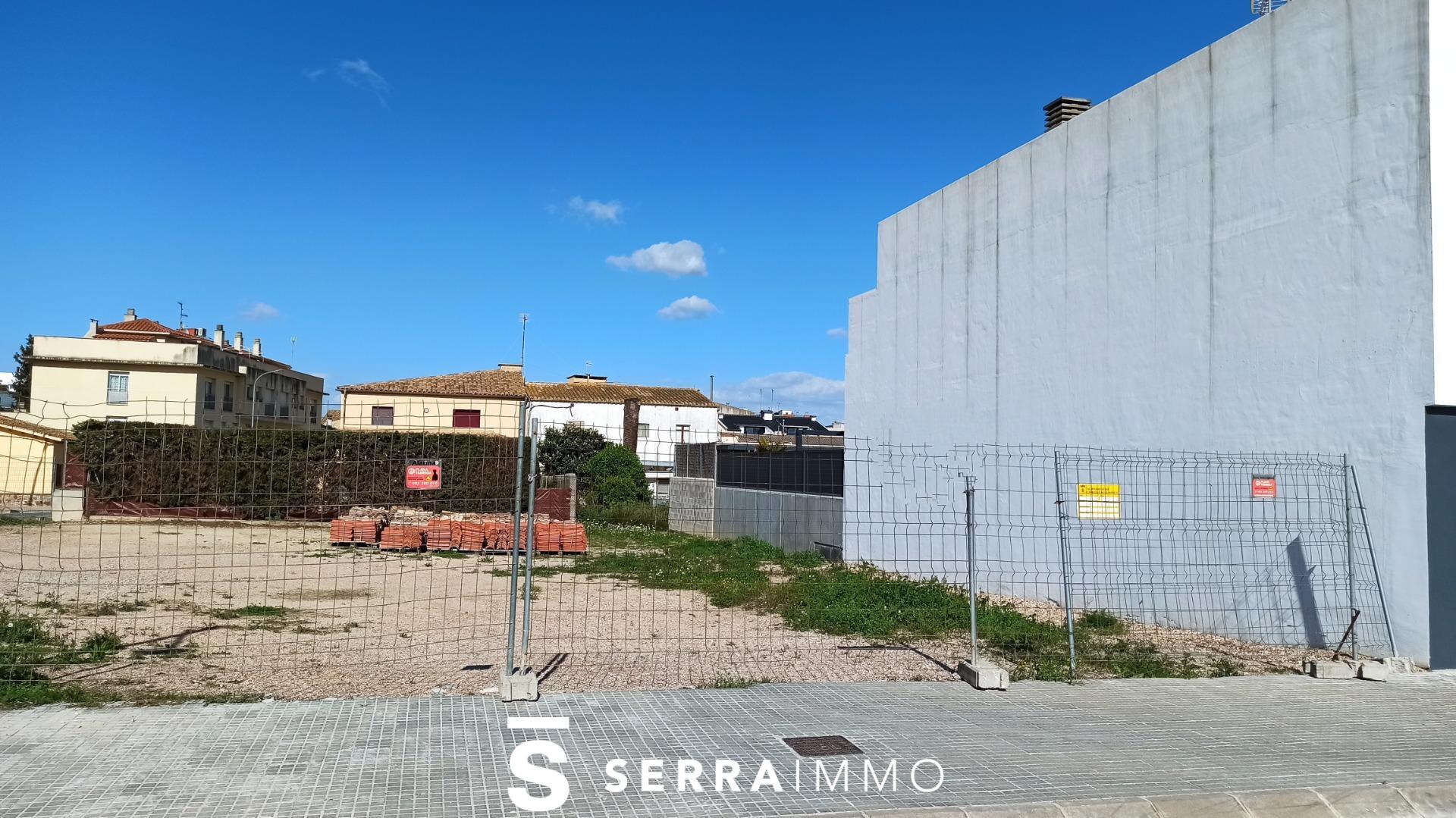 Parcela en venta de 200 m² en la Munia-5