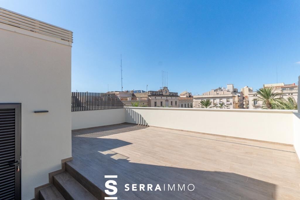 Exclusivo ático dúplex en el corazón de la Plaça de la Vila, con terraza privada y piscina comunitaria-37