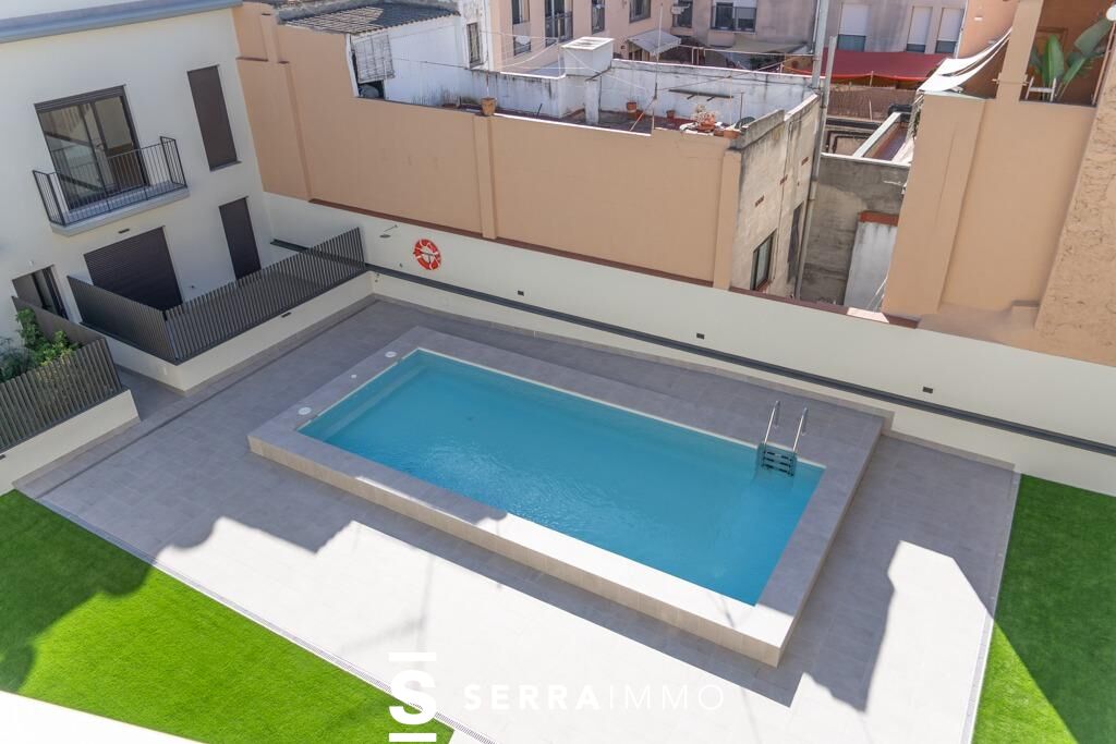 Exclusivo ático dúplex en el corazón de la Plaça de la Vila, con terraza privada y piscina comunitaria-3