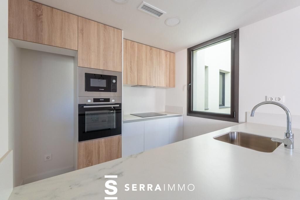 Exclusivo ático dúplex en el corazón de la Plaça de la Vila, con terraza privada y piscina comunitaria-13
