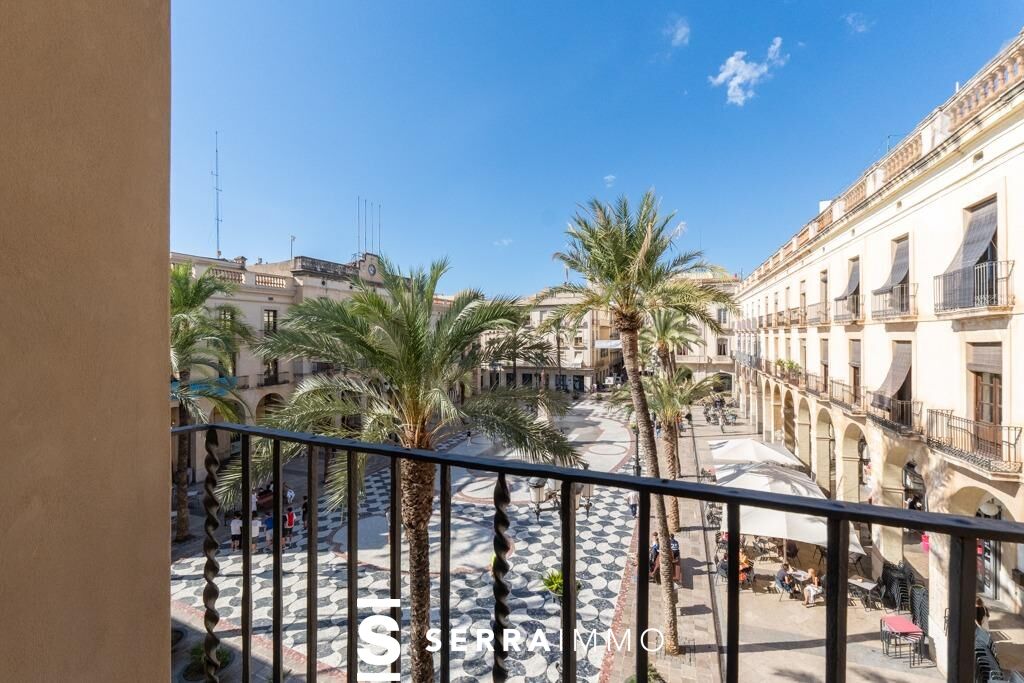 Exclusivo ático dúplex en el corazón de la Plaça de la Vila, con terraza privada y piscina comunitaria-24