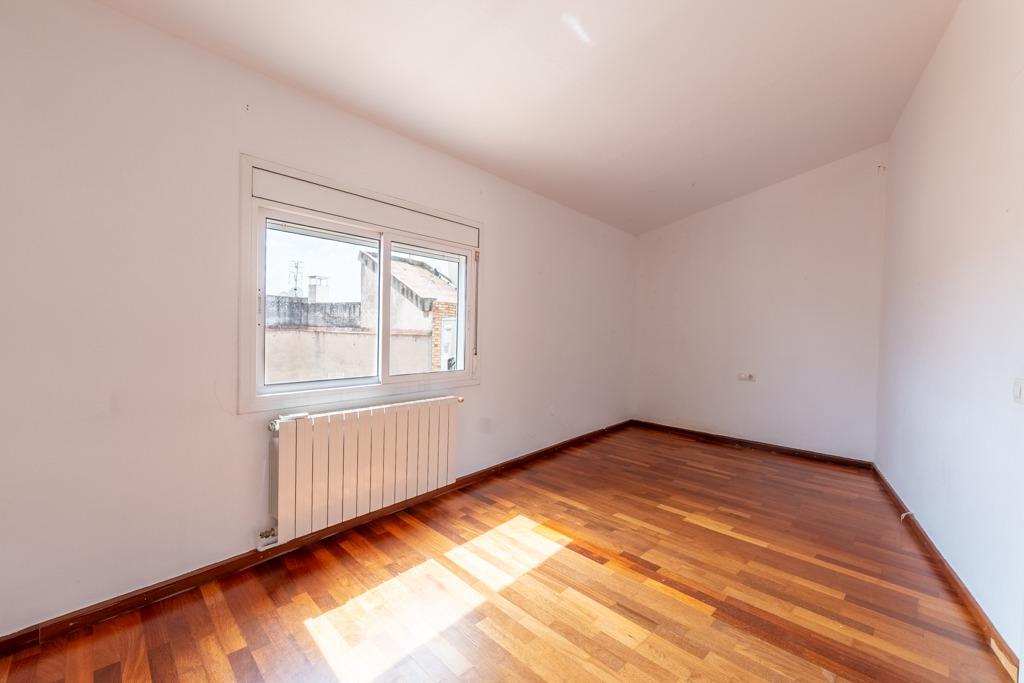 Fantástico ático dúplex en pleno centro de Vilanova-25