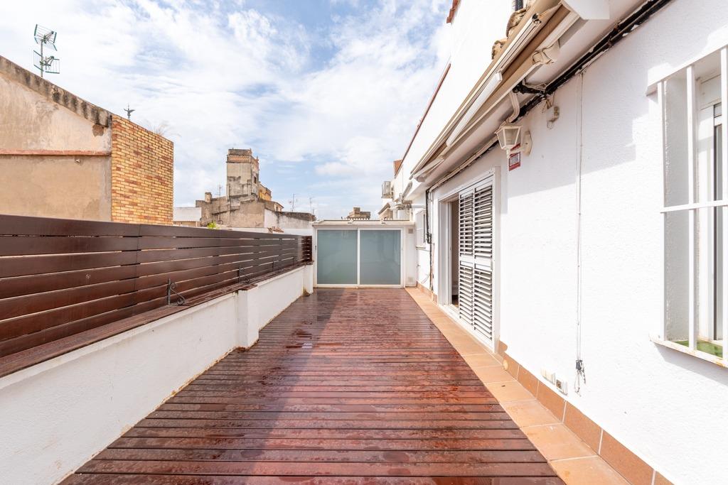 Fantástico ático dúplex en pleno centro de Vilanova-16