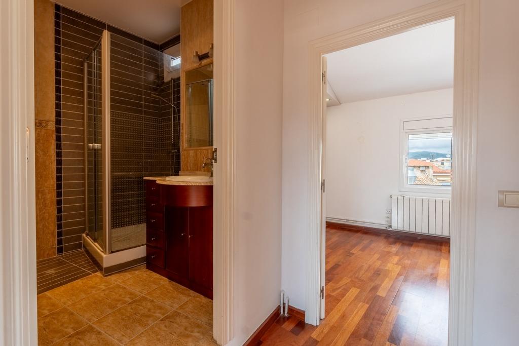 Fantástico ático dúplex en pleno centro de Vilanova-29