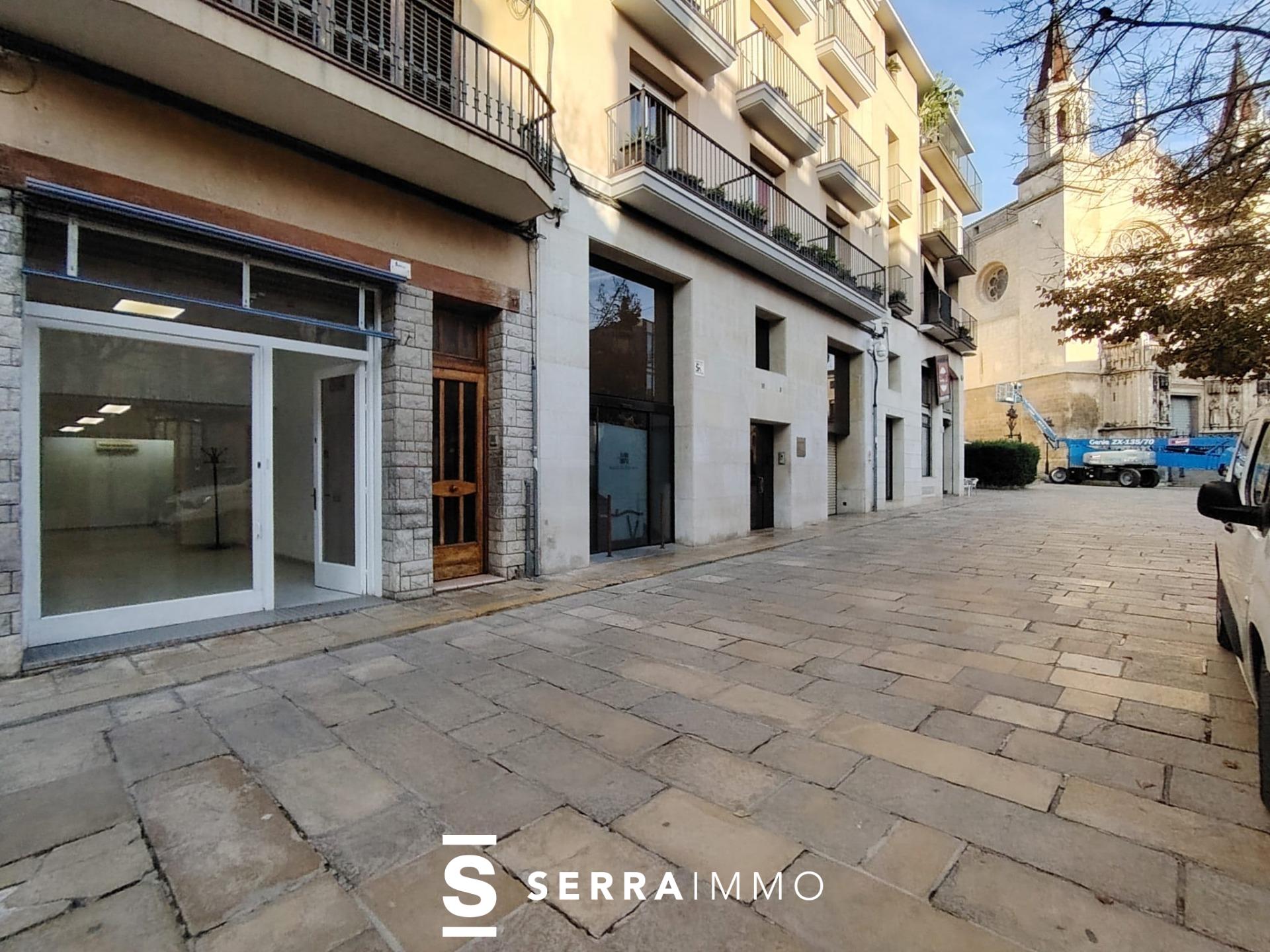 VILAFRANCA DEL PENEDÈS- LOCAL EN PLAZA JAUME I-9