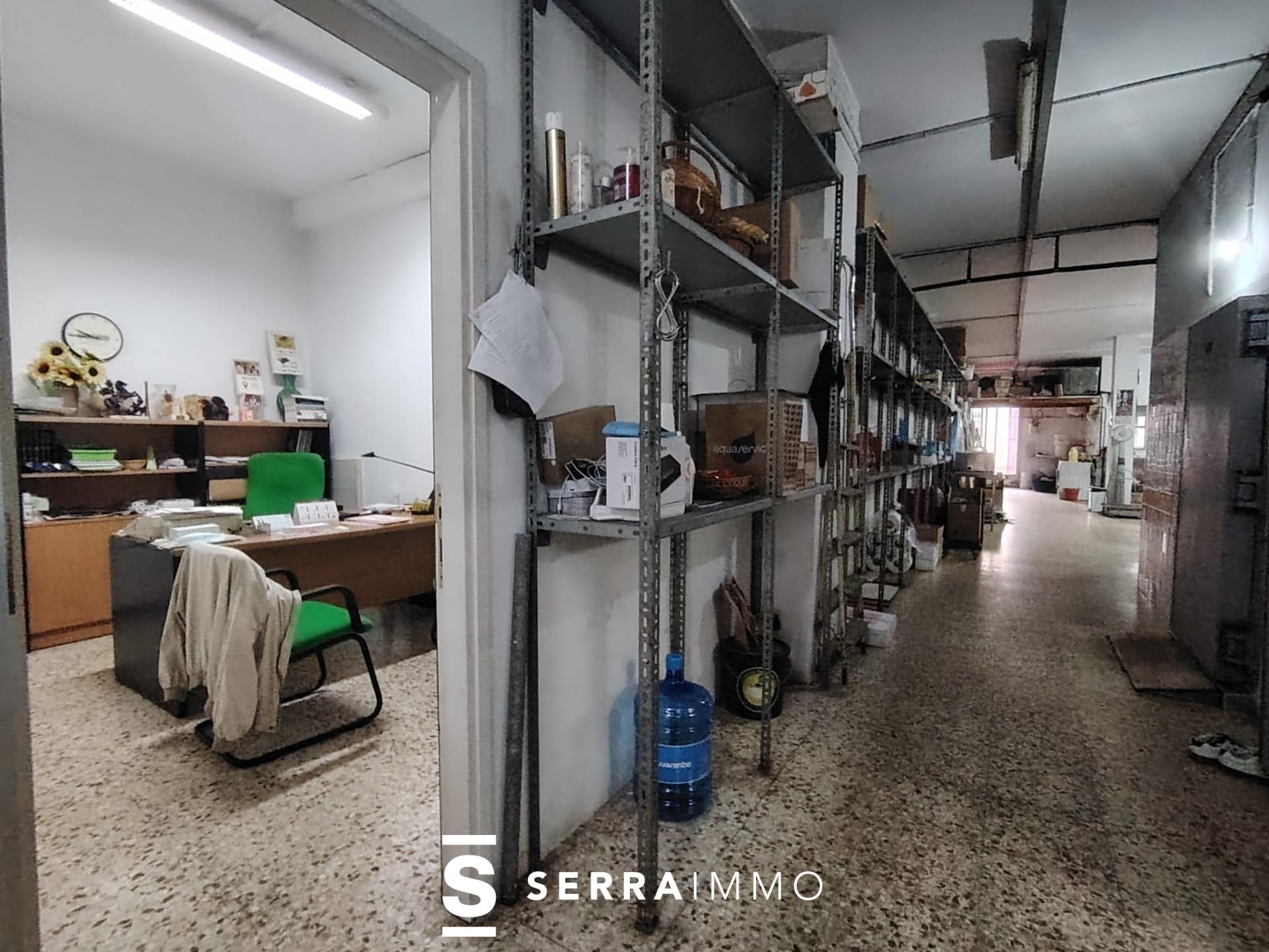 VILAFRANCA DEL PENEDES- Local comercial en pleno rendimiento-18