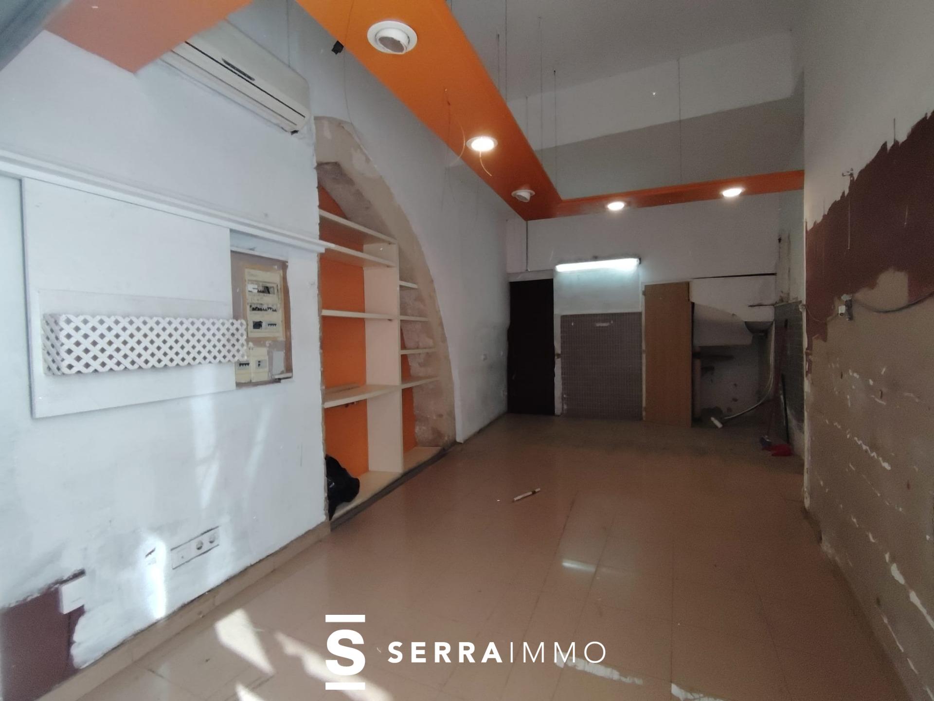 VILAFRANCA DEL PENEDÈS -- Local comercial en la Parellada-3
